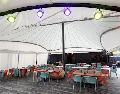  ресторан Jazz and Meat