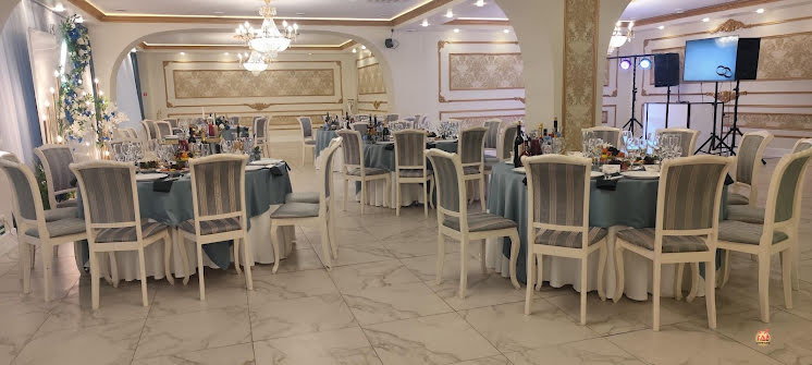 Большой зал в «Версаль» фотография №12