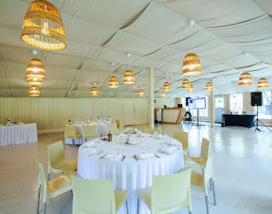  ресторан Apple Hill