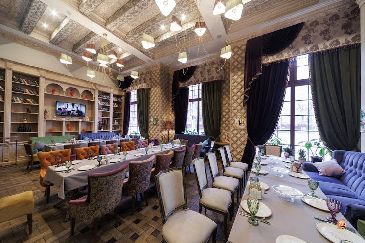 Основной зал в «Вах Генацвале» фотография №14