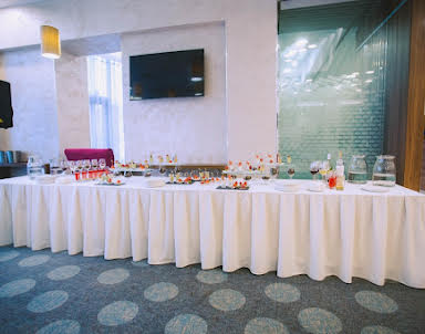  ресторан Hampton by Hilton