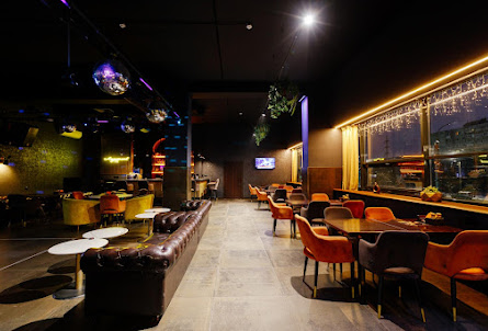 Зал «Караоке» в VIP-зал на 10 человек