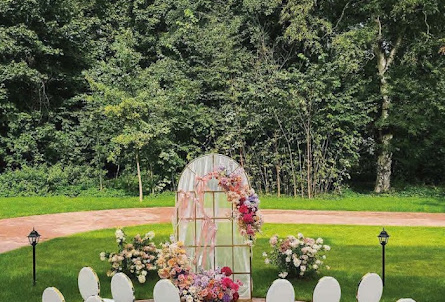 Сад Принца в Зал "Тронный"