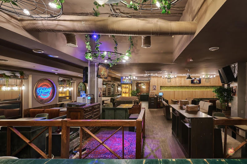 Корова на бочке на 70 лет Октября фотография №3