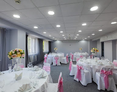  ресторан Marins Park Hotel Mocква Пражская