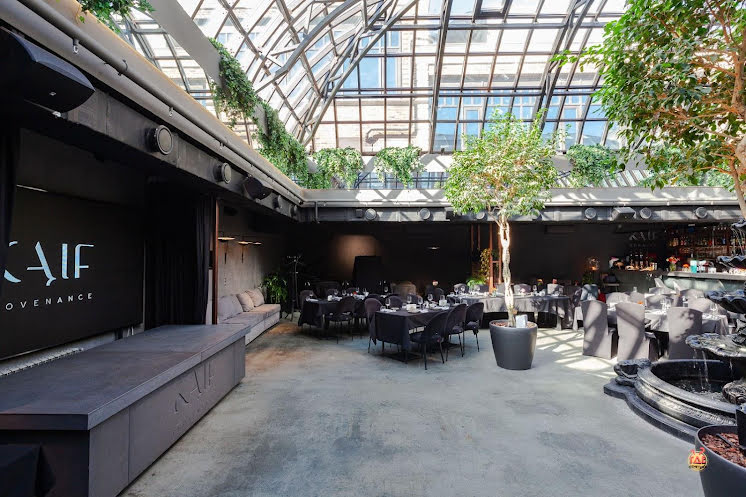 Зал ресторана  в «Kaif Provenance» фотография №4