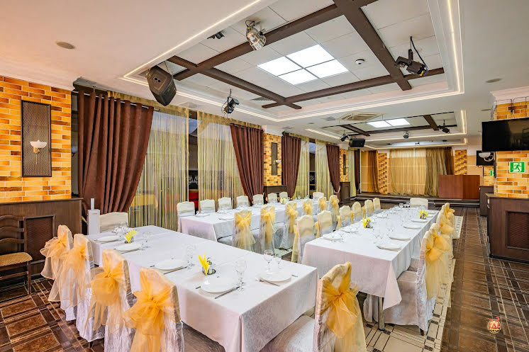 Зал на 150 человек в «Белая ворона» фотография №2