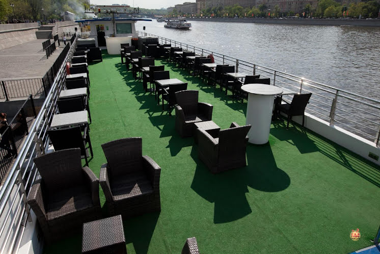 Верхняя палуба в «Ривер Лаундж-2» фотография №6