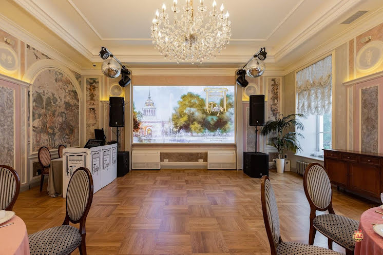 Основной зал  в «Петръ» фотография №1