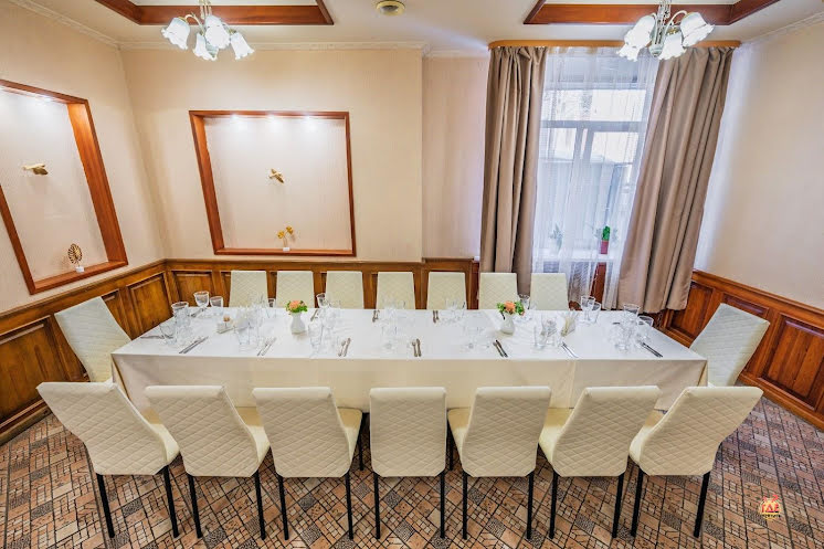 Малый зал  в «LovEda на Чапаева» фотография №4