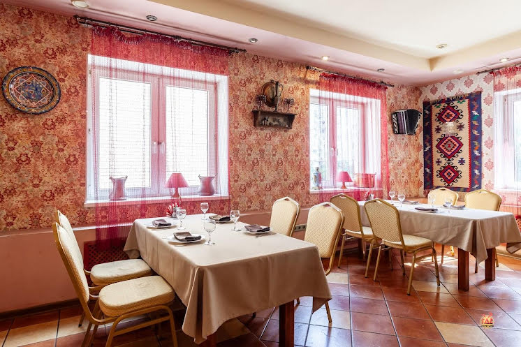 Средний зал  в «Золотой дворик» фотография №10