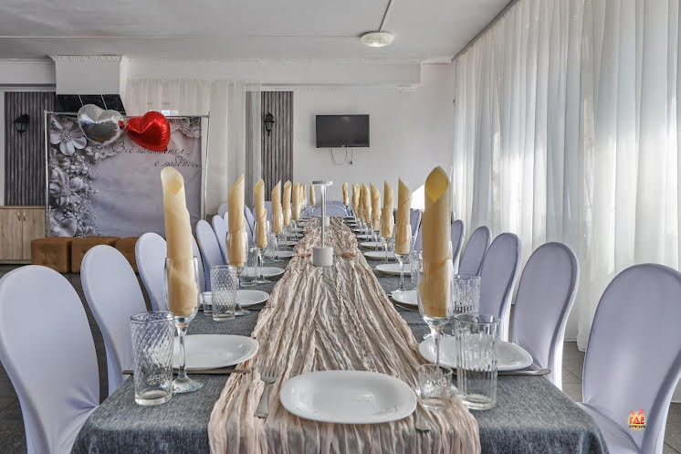 Основной зал  в «Мишель» фотография №3