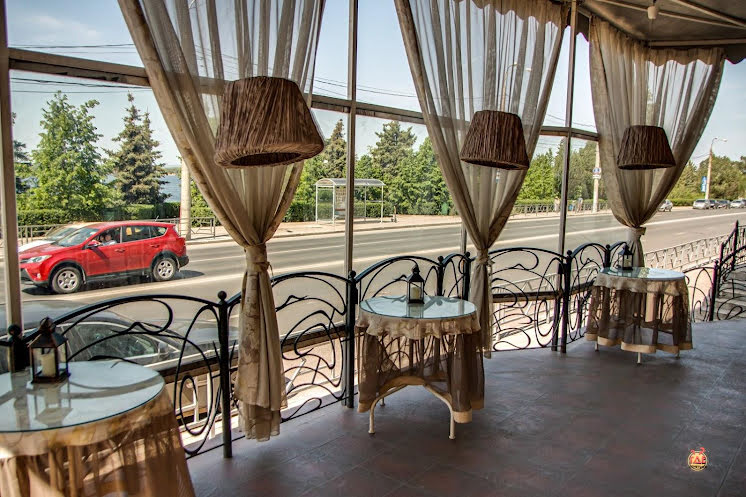 Летняя веранда в «Жемчужина» фотография №2