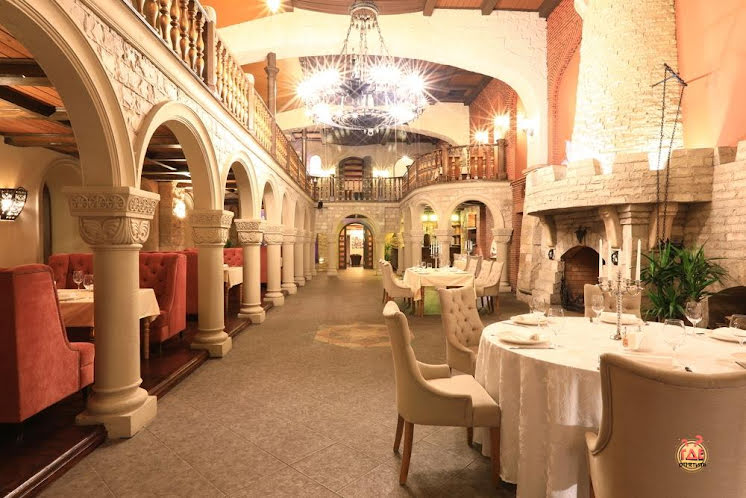 Зал  «Рыцарский»  в «Дворянское гнездо» фотография №9