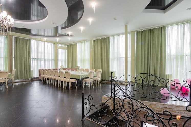 Большой зал в «Fashion Cafe» фотография №5