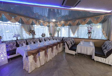 Основной зал в Летние беседки