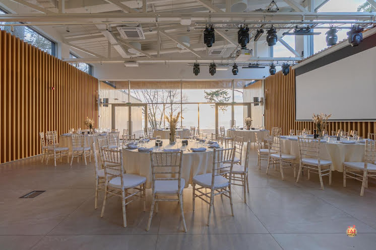 Зал "Карелия"  в «Колокольная горка» фотография №1