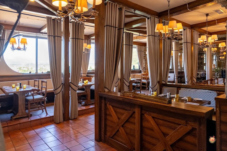 Большой панорамный зал в «Хозяин тайги» фотография №5