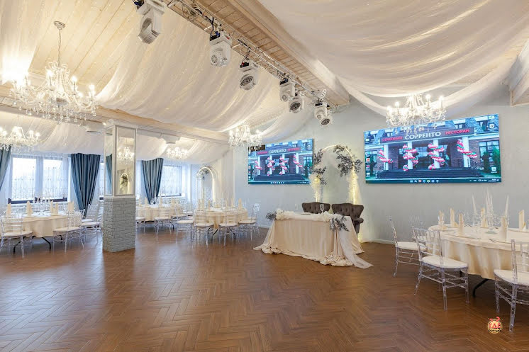 Банкетный зал в «Сорренто» фотография №1