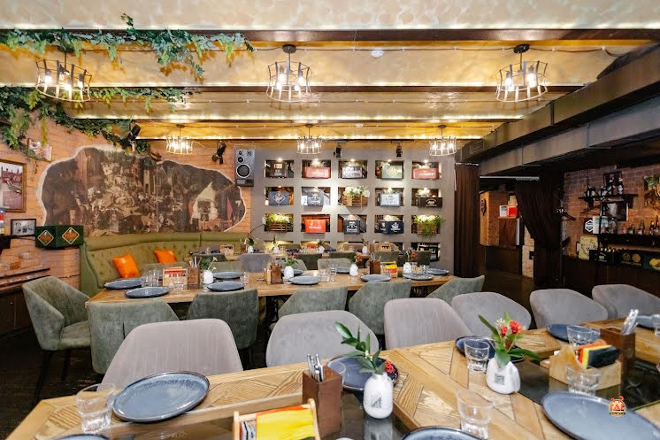 Зал "Брюгге" в «Leuven Belgian Brasserie» фотография № 1