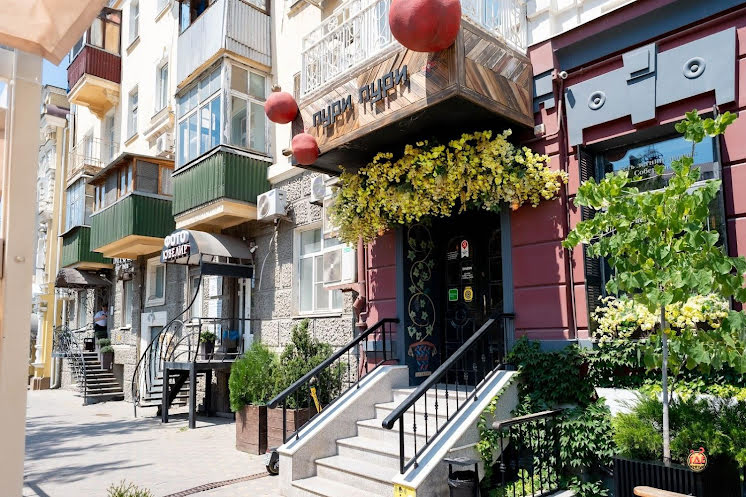 Зал "Веранда" в «Пури Пури на Пушкинской» фотография №5