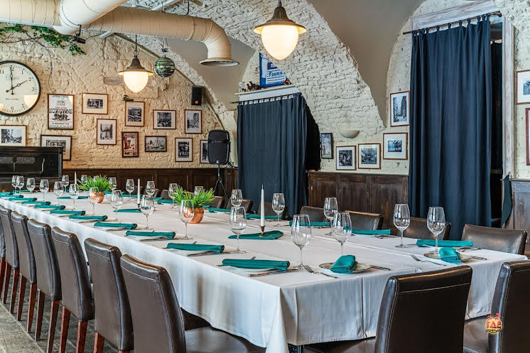 Зал №7 в «Stroganoff Steak House» фотография №2