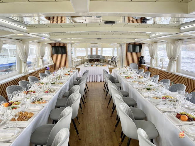 Палуба в «Теплоход "Чайка"» фотография №15