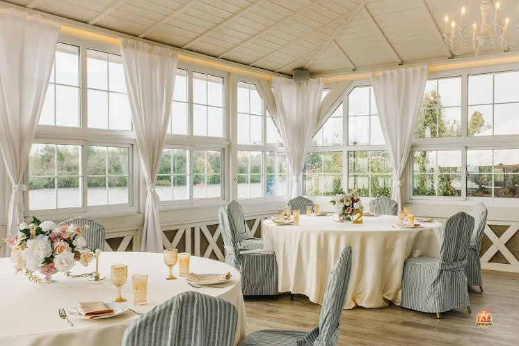 Стеклянная беседка в «Риверсайд» фотография №10