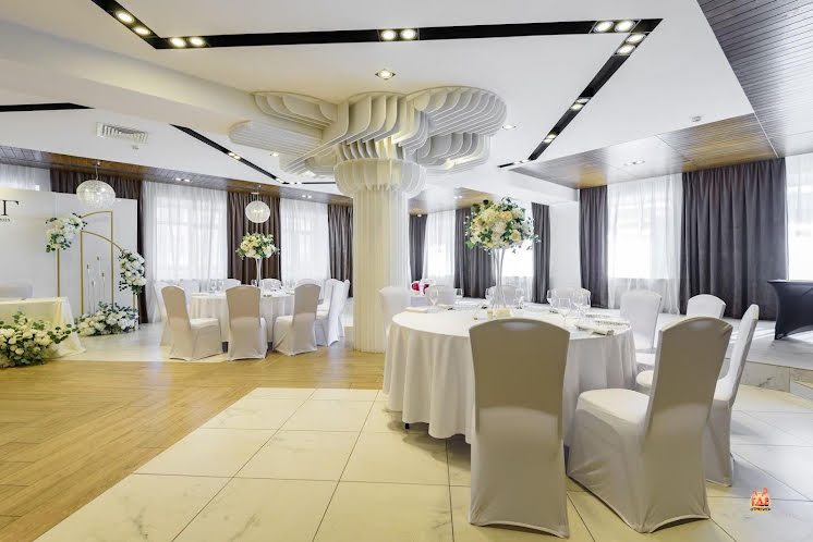 Большой зал в «Юрюзань» фотография №15