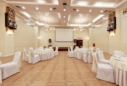 Зал «Юбилейный» в Зал "Классик"