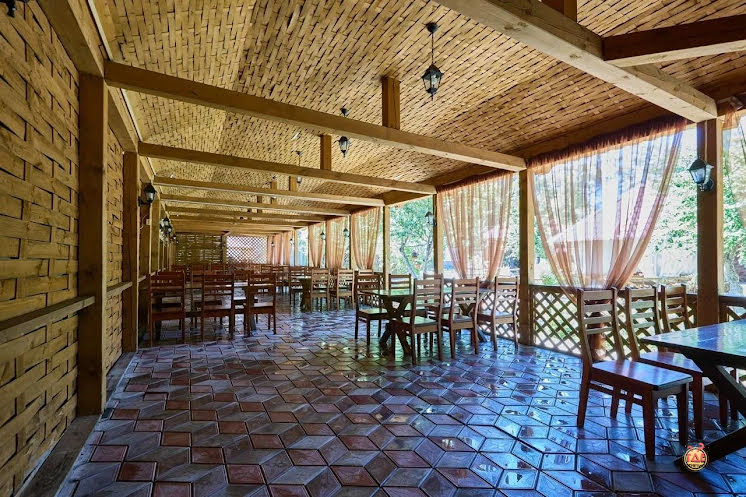 Летняя терраса в «Мельница» фотография №1