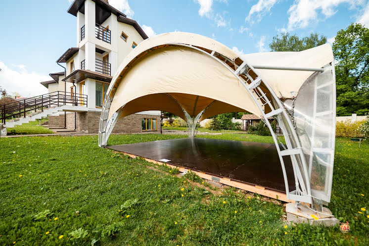 Шатер в «Шато Снегири» фотография №4