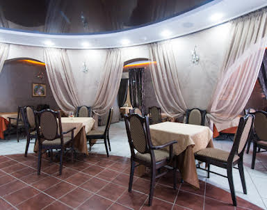 Новый год в Олимпия