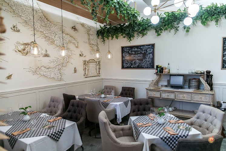 Средний зал в «Итальянец» фотография №2