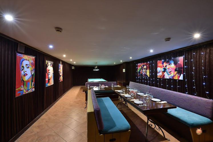 Караоке-зал «Поп-арт» в «Бочка» фотография №1