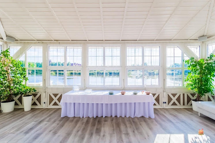 Стеклянная беседка в «Риверсайд» фотография №3