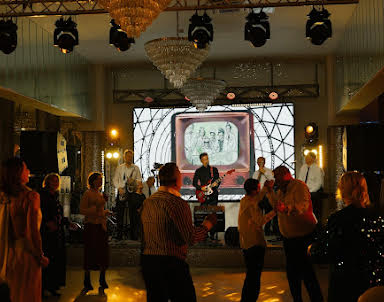  ресторан La Riva Hall