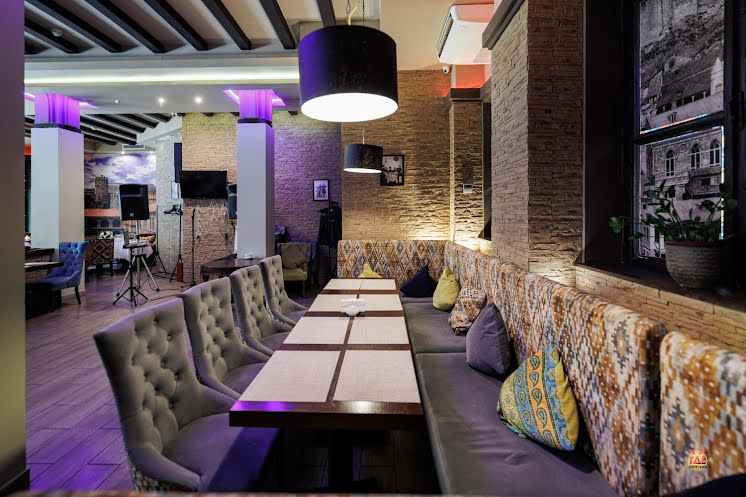 Общий зал в «Старая Грузия» фотография №19