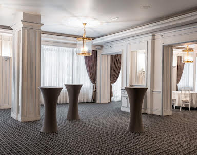  ресторан Edge Seligerskaya-Moscow