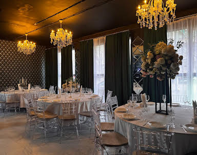  ресторан Люстра