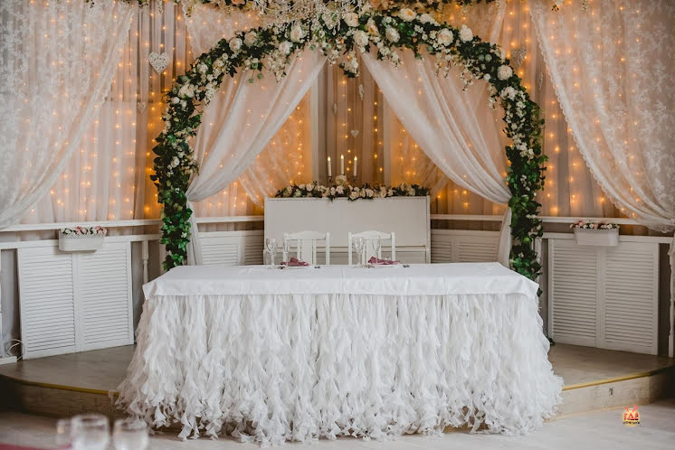 Банкетный зал в «Дом Семейных Торжеств» фотография №11