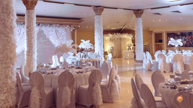 Банкетный зал  в «Ренессанс» фотография №18