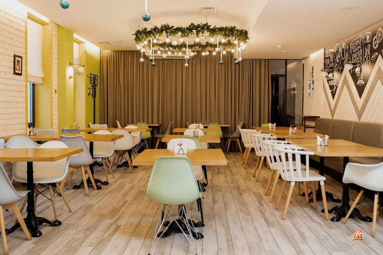 Банкетный зал в «Избушка на Михалевском» фотография №1