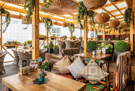 Веранда  в Малый зал 