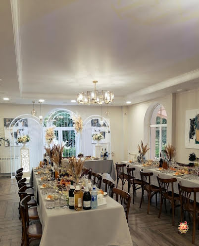 Зал ресторана в «Emerald» фотография №10