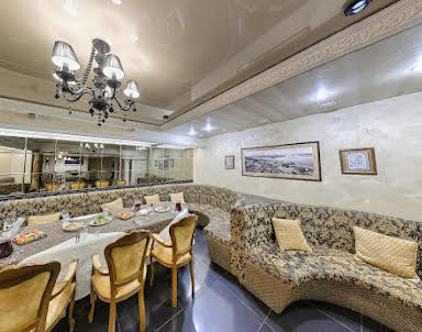  ресторан Абсолютъ