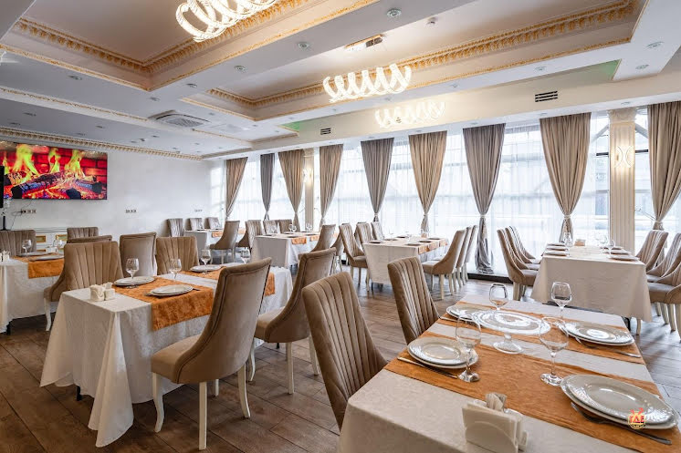 Основной зал в «Кристалл» фотография №7