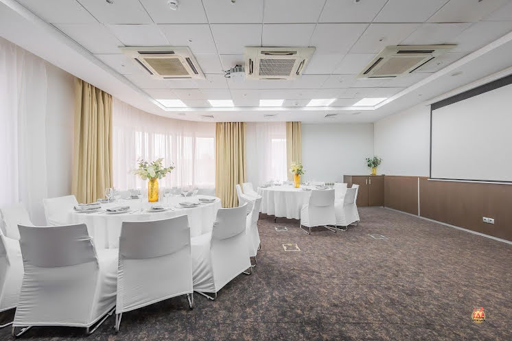 Зал «Бирюза» в «Novotel Yekaterinburg Centre» фотография №10