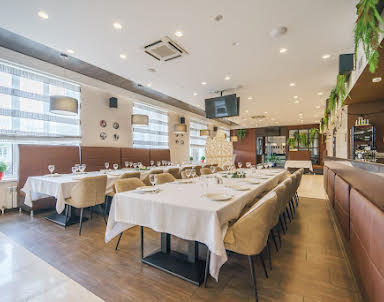  ресторан BISCAFE
