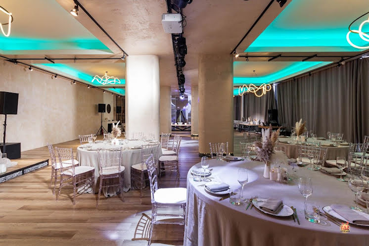 URBAN в «AMAND HALL / Аманд Холл» фотография №14